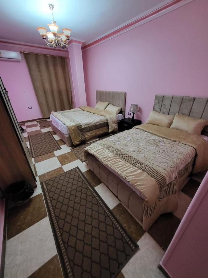 Pyramids Legend Inn Le Caire Extérieur photo